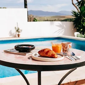 Locura Bed and breakfast